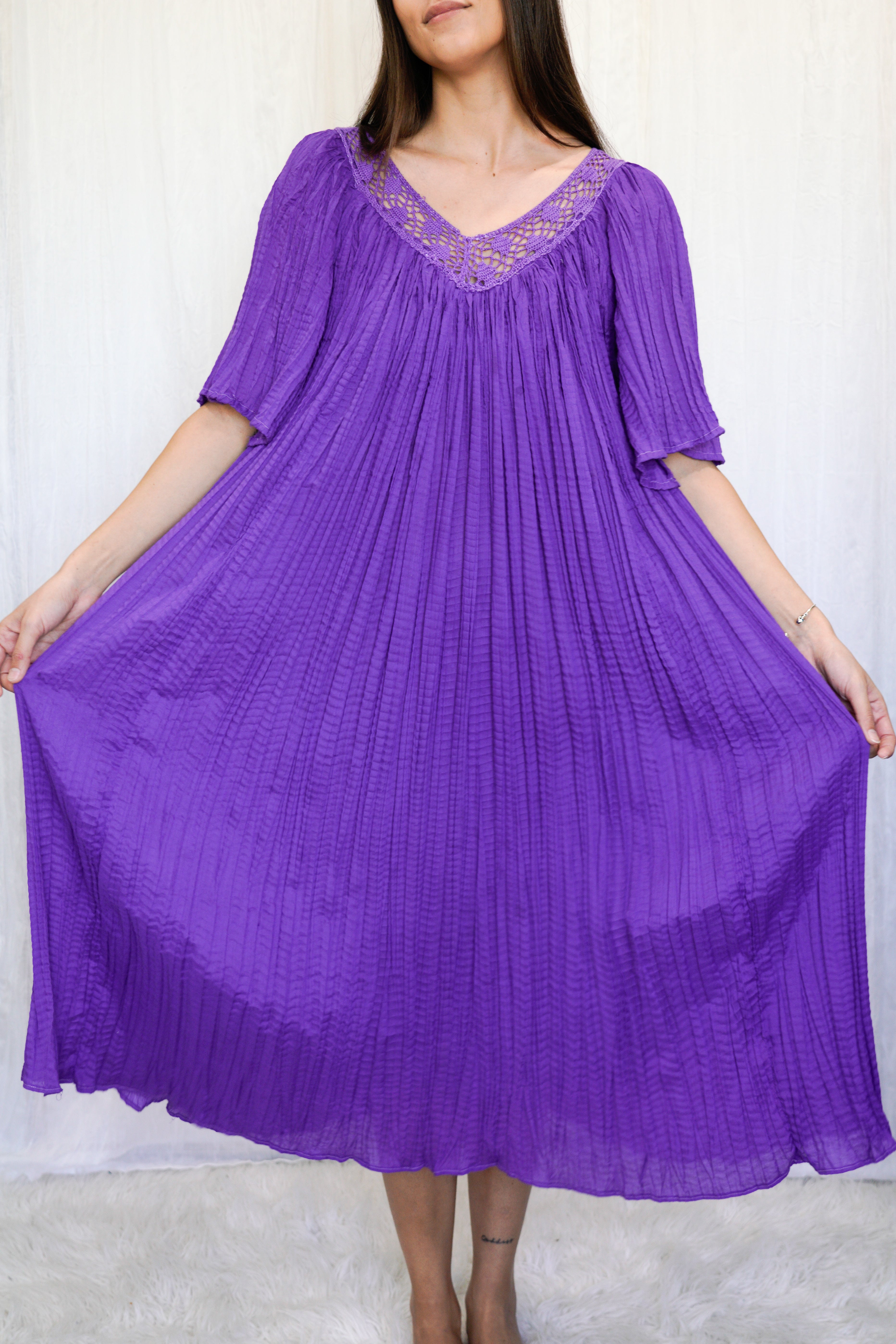 VINTAGE 1970s Crinkle Gauze Boho Midi Dress