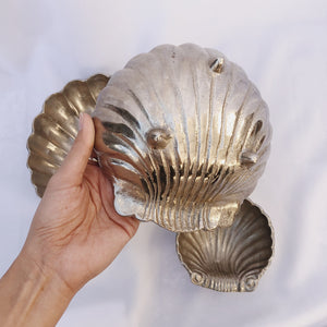 Vintage Metal Clam Shell Nesting Bowls