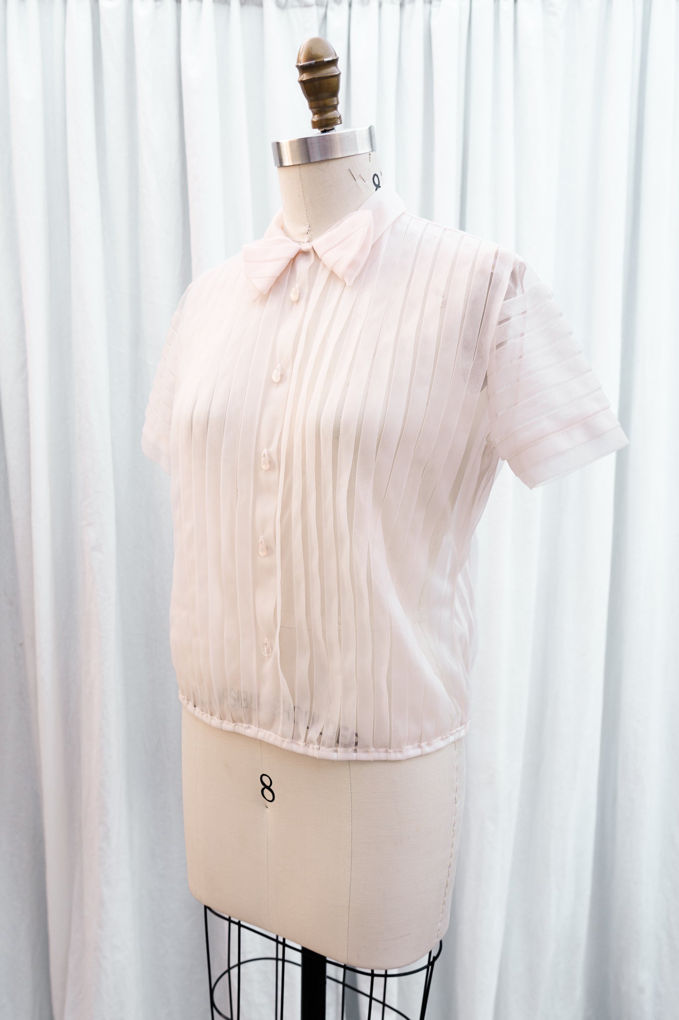 VINTAGE 1950's NYLON PLEATED BLOUSE