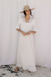 VINTAGE 1970's LACE RUFFLED MAXI DRESS