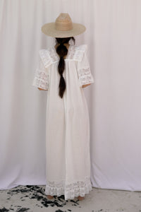 VINTAGE 1970's LACE RUFFLED MAXI DRESS