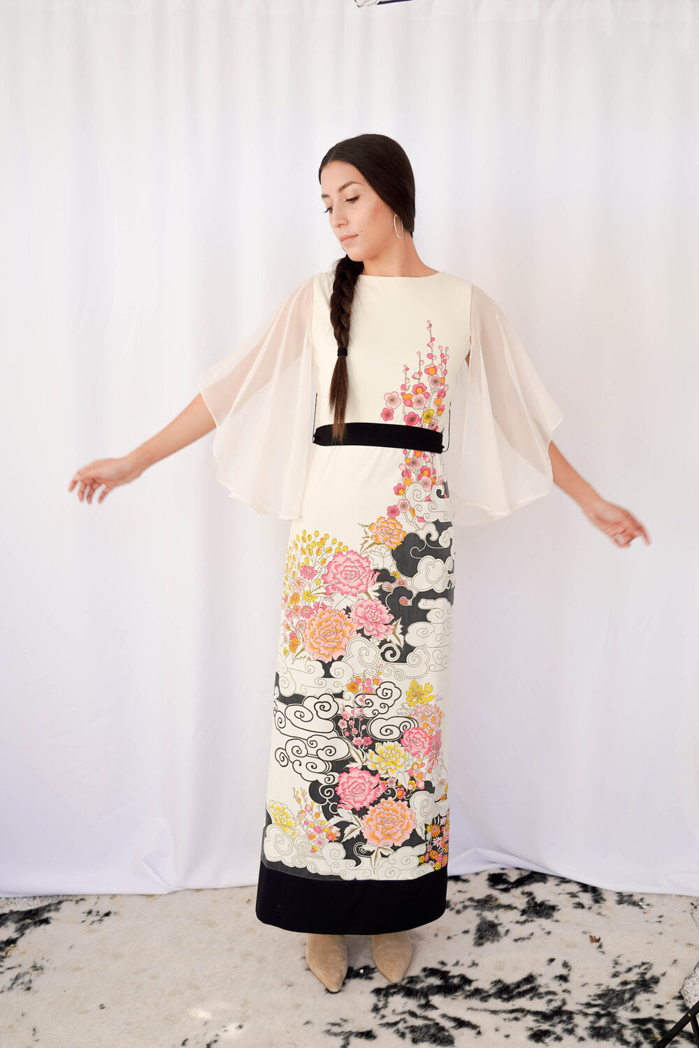 VINTAGE 1970's KIMONO INSPIRED DRESS