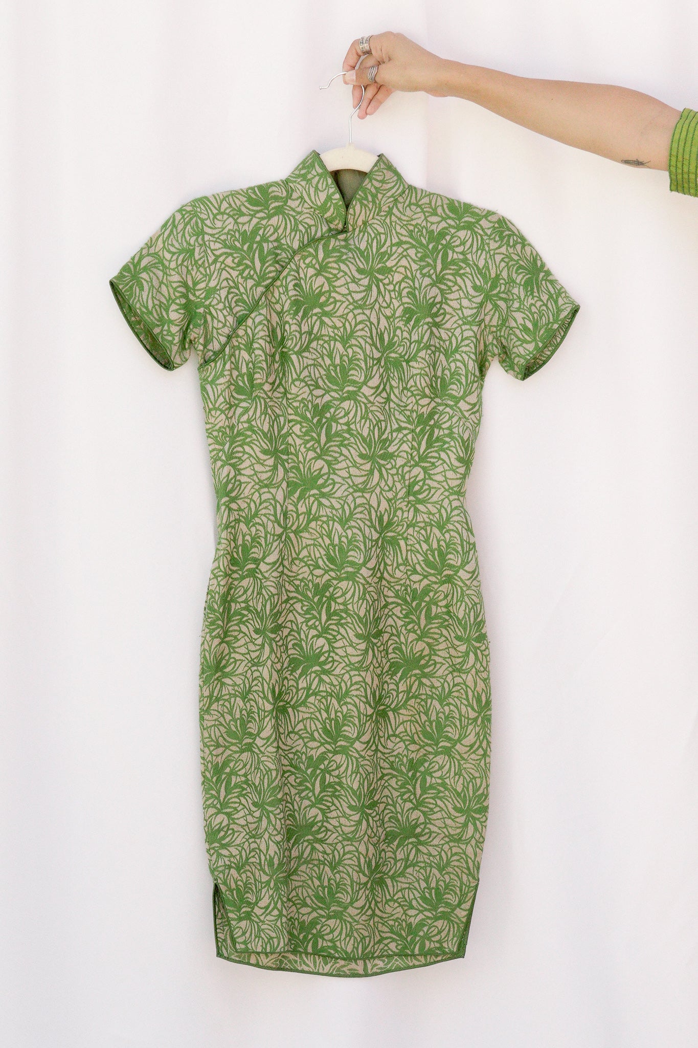 VINTAGE 1940-50's CHEONGSAM DRESS